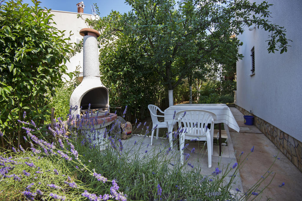 Apartments Petrcane Welcome מראה חיצוני תמונה